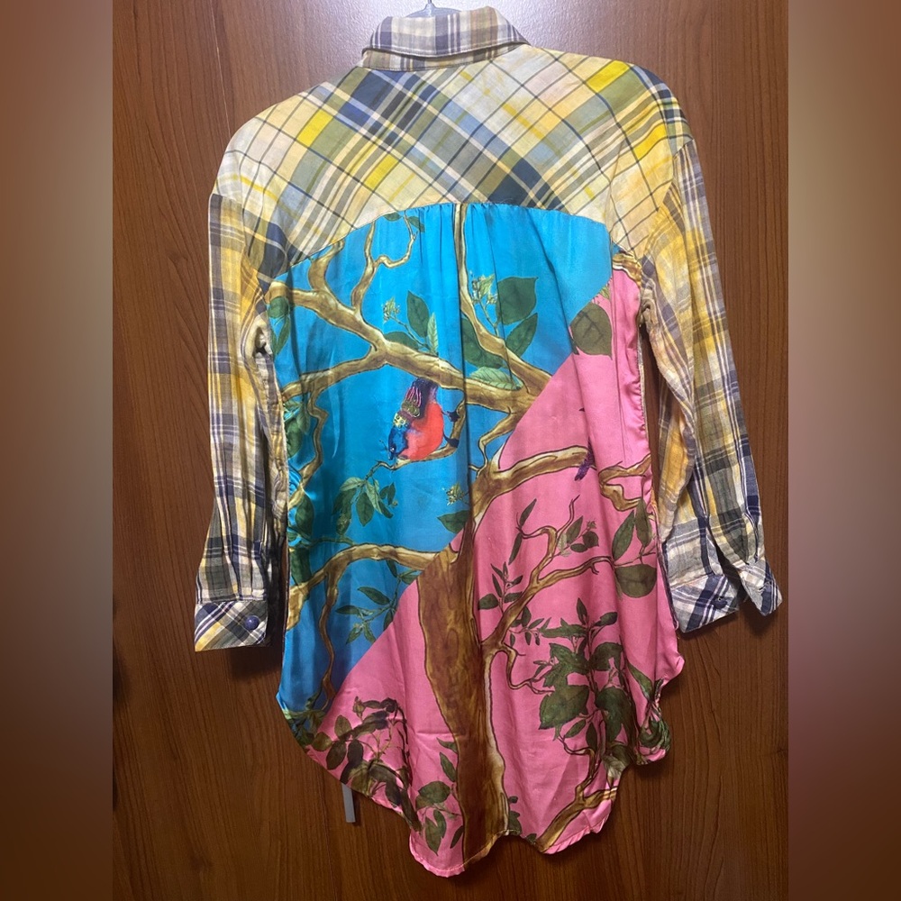 ARATTA HIBISCUS WASHED PLAID shirt with colorful bird-themed botanical print XS - Picture 5 of 16